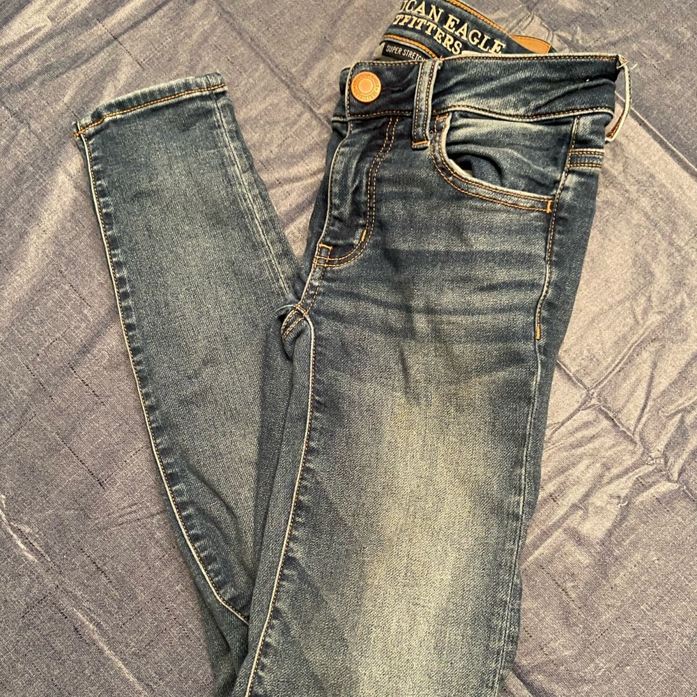 American Eagle skinny jean